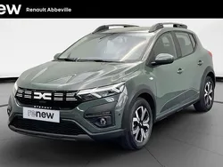 Gris Utilisé 2024 Dacia Sandero Expression Citadine | 17 990 € (Prix assez cher)