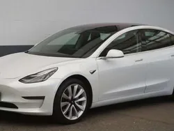 Utilisé 2019 Tesla Model 3 Long Range Berline | 21 750 € (Bon prix)