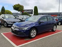 Bleu Utilisé 2021 VW Golf VIII Business Berline | 17 490 € (Prix assez cher)