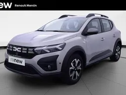 Gris Utilisé 2024 Dacia Sandero Expression Citadine | 17 499 € (Prix juste)