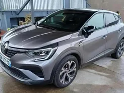 Gris Utilisé 2023 Renault Captur R.S. SUV | 21 990 € (Prix juste)