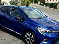 Utilisé 2023 Renault Clio V Evolution Citadine | 14 990 € (Prix juste)