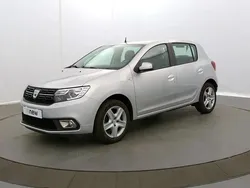 Gris Utilisé 2017 Dacia Sandero Lauréate Citadine | 8 290 € (Super prix)