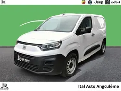 Blanc Utilisé 2023 Fiat e-Doblò Monospace | 28 790 €