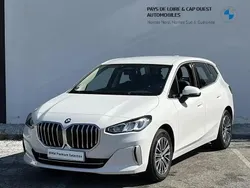 Blanc Utilisé 2023 BMW 218 Luxury Line Monospace | 29 150 € (Prix juste)
