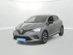 Gris Occasion 2023 Renault Clio V Berline | 15 790 € (Prix juste)