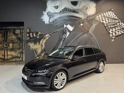Noir Utilisé 2015 Skoda Superb Style Break | 16 990 €