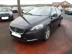 Noir Utilisé 2015 Volvo V40 Business Edition Break | 10 950 €