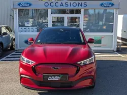 Rouge Utilisé 2022 Ford Mustang Mach-E Extended Range SUV | 41 962 € (Prix juste)
