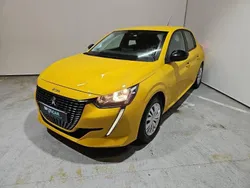 Blanc Utilisé 2022 Peugeot 208 Active Citadine | 14 490 € (Bon prix)