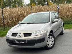 Gris Utilisé 2003 Renault Mégane II Expression Berline | 3 490 €