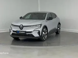 Utilisé 2023 Renault Mégane Techno SUV | 28 990 € (Prix juste)