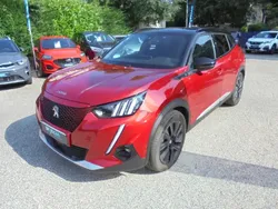 Utilisé 2021 Peugeot e-2008 GT SUV | 19 900 € (Prix juste)