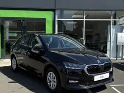 Utilisé 2023 Skoda Fabia Selection Citadine | 19 990 € (Prix juste)