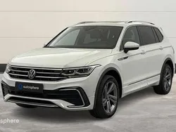 Utilisé 2022 VW Tiguan Allspace R-line SUV | 35 799 € (Prix juste)