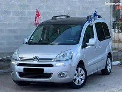 Gris Utilisé 2014 Citroën Berlingo Comfort Monospace | 5 390 € (Prix juste)