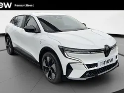 Blanc Nouvelle 2024 Renault Mégane Equilibre Berline | 22 290 € (Bon prix)