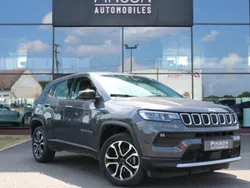 Gris Utilisé 2024 Jeep Compass Altitude SUV | 24 900 € (Super prix)