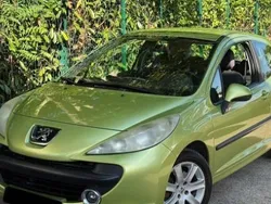 Utilisé 2006 Peugeot 207 Citadine | 1 390 € (Bon prix)