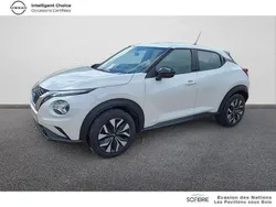 Blanc lunaire tissu noir et gris Utilisé 2022 Nissan Juke Acenta SUV | 18 990 € (Prix juste)