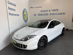 Blanc Utilisé 2012 Renault Laguna III Dynamique Coupé | 12 490 €
