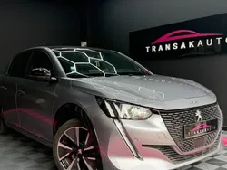 Utilisé 2020 Peugeot e-208 GT-line Citadine | 12 990 € (Prix juste)