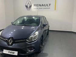 Blanc Utilisé 2017 Renault Clio IV Zen Berline | 9 799 € (Prix juste)