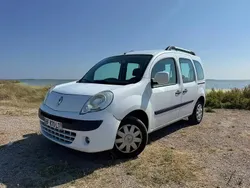 Blanc Utilisé 2010 Renault Kangoo Authentique Monospace | 3 499 €