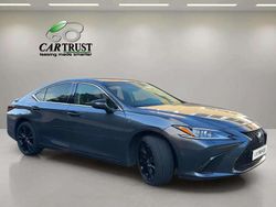 Gris Utilisé 2023 Lexus ES300 Sport Design Packet Berline | 47 179 €