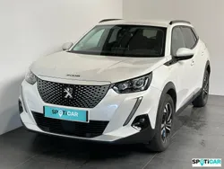 Blanc Utilisé 2021 Peugeot e-2008 Allure SUV | 15 990 € (Prix juste)