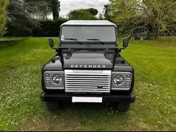 Noir Utilisé 2015 Land Rover Defender SE SUV | 59 950 € (Super prix)