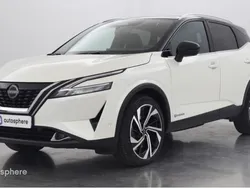 Blanc lunaire toit noir Utilisé 2022 Nissan Qashqai Tekna+ SUV | 28 499 € (Prix juste)