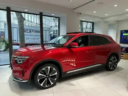 Rouge Nouvelle 2024 VinFast VF 8 Plus SUV | 52 690 €