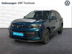 Bleu Utilisé 2024 VW Tiguan Edition SUV | 37 489 € (Prix juste)