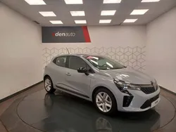 Gris Utilisé 2024 Renault Clio V Evolution | 16 790 € (Prix juste)