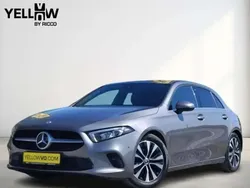 Gris Utilisé 2022 Mercedes A180 Business Berline | 24 787 € (Super prix)