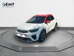 Utilisé 2022 Kia Stonic GT-Line SUV | 16 590 € (Prix juste)