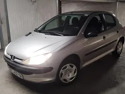Utilisé 2001 Peugeot 206 Premium Berline | 3 500 €