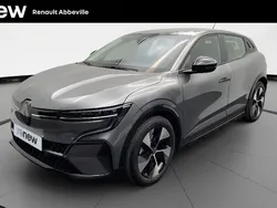 Gris Utilisé 2023 Renault Mégane Equilibre Berline | 21 990 € (Prix juste)