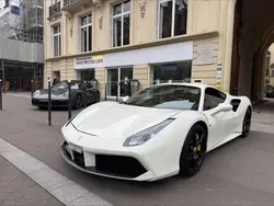 Blanc Utilisé 2016 Ferrari 488 Coupé | 214 000 € (Prix juste)
