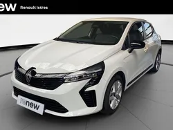 Blanc Utilisé 2024 Renault Clio V Evolution Citadine | 16 999 € (Prix juste)