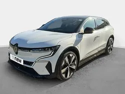 Blanc Utilisé 2022 Renault Mégane Techno Berline | 24 999 € (Prix juste)