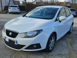 Blanc Utilisé 2011 Seat Ibiza Berline | 3 300 € (Prix juste)
