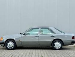 Gris Utilisé 1991 Mercedes 300 Berline | 14 900 €