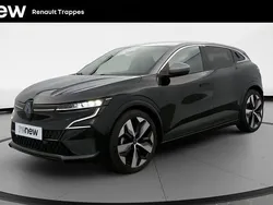 Noir Utilisé 2023 Renault Mégane Techno Berline | 28 990 € (Prix juste)