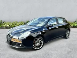 Noir Utilisé 2011 Alfa Romeo Giulietta Citadine | 5 750 €