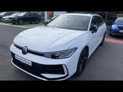 Utilisé 2025 VW Passat R-line Break | 56 900 €