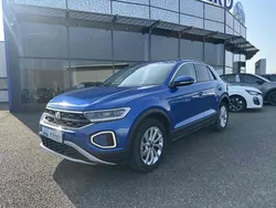 Utilisé 2024 VW T-Roc Life SUV | 24 990 € (Bon prix)