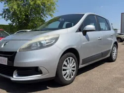 Gris Utilisé 2013 Renault Scénic III Expression Monospace | 4 990 € (Prix juste)