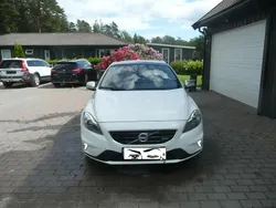 Blanc Utilisé 2014 Volvo V40 Business Edition Break | 5 280 €